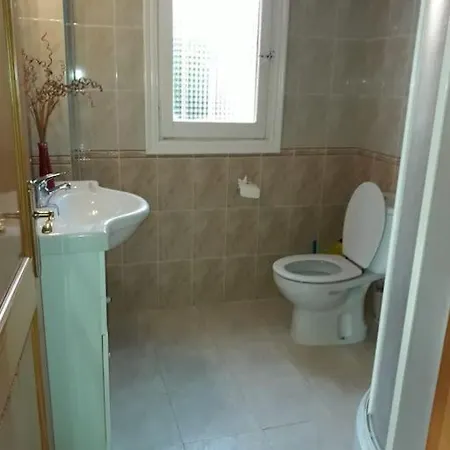 펜션 In - Swimming Pool And Tennis Court 칼페