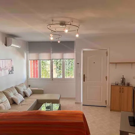 Сasa de vacaciones In - Swimming Pool And Tennis Court Calpe