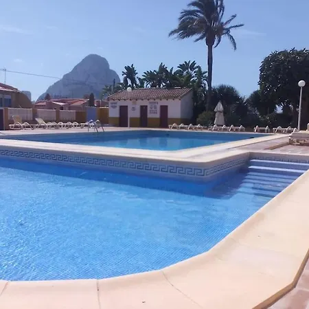 In - Swimming Pool And Tennis Court Сasa de vacaciones Calpe