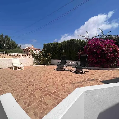 In - Swimming Pool And Tennis Court Holiday home